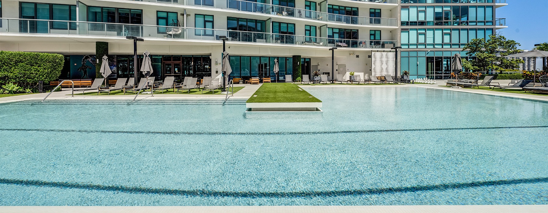 Rooftop Pool 