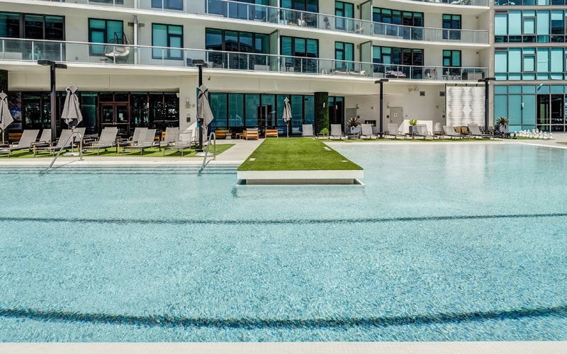 Rooftop Pool 